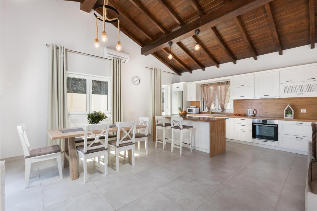 Villa Alonaki Bay CChalikounas Buitenkant foto